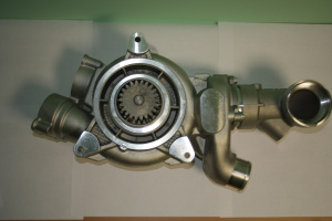 651.1307010 Насос водяной в сборе.JPG (1)