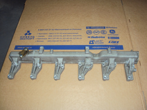 536.1303100-10 Труба распределительная