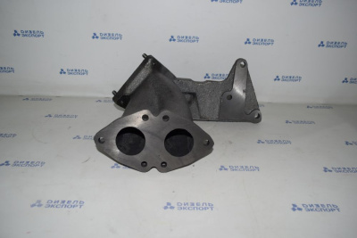 240Н-1008475  Патрубок кронштейн правый (ЯМЗ) 