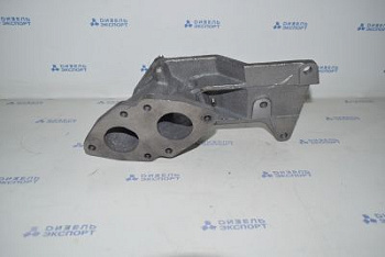 240Н-1008480  Патрубок кронштейн левый (ЯМЗ) 