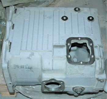 238М-1701009-40  Картер коробки передач 