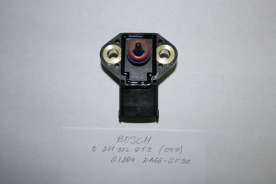 650.1130540 (0 281 002 953) Датчик давления и температуры топлива.JPG