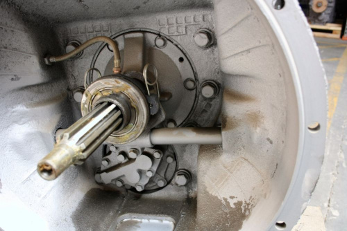 238ВМ-1700004-40 КПП (ЯМЗ)-6