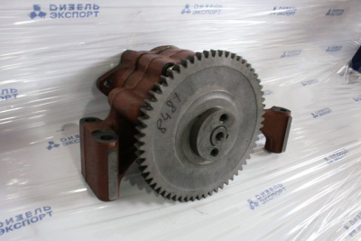 8481.1011014 Насос масляный